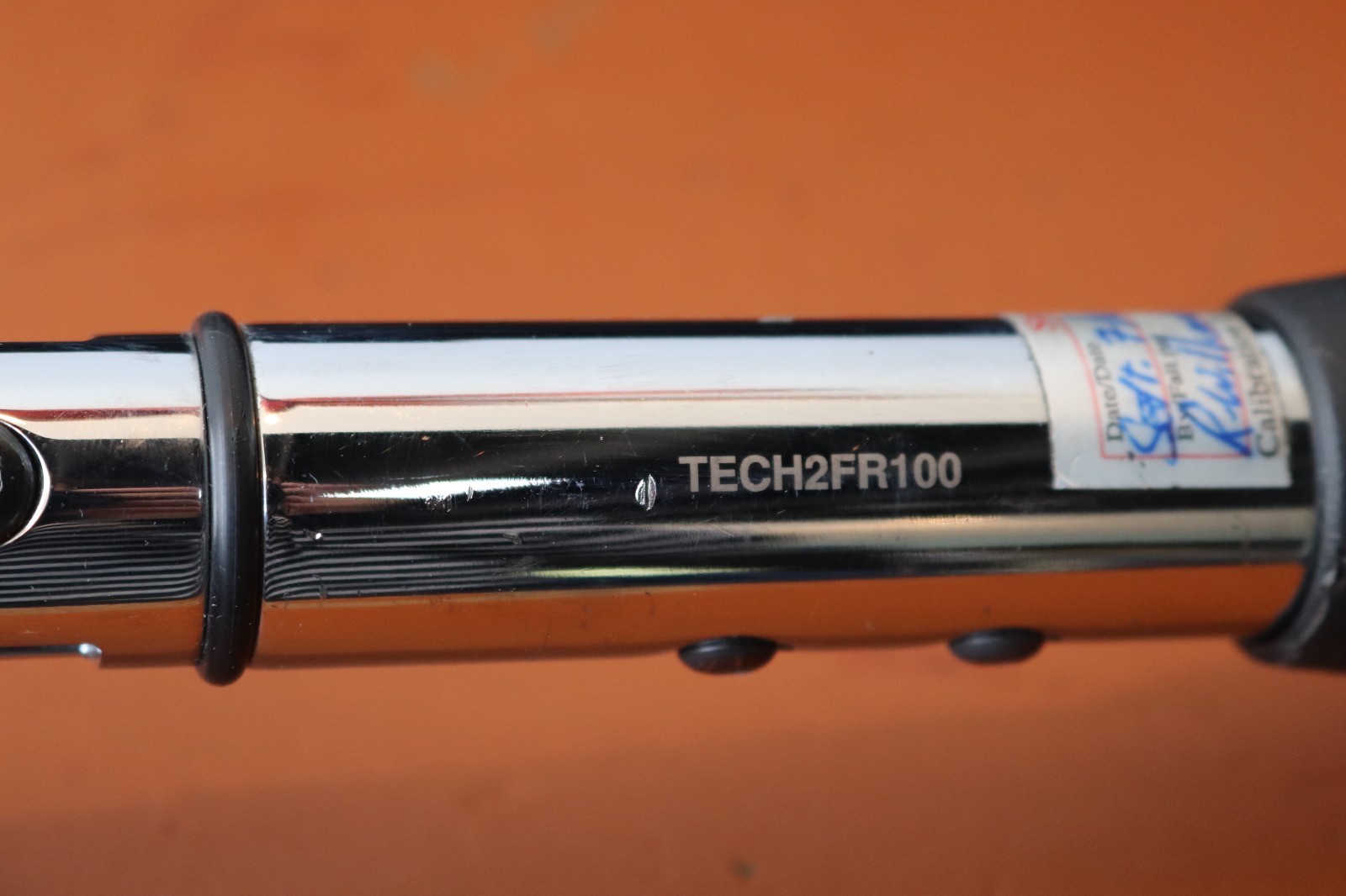Snap-on 5-100 ft lb Flex-Head 3/8″ Techwrench – ATECH2FR100A