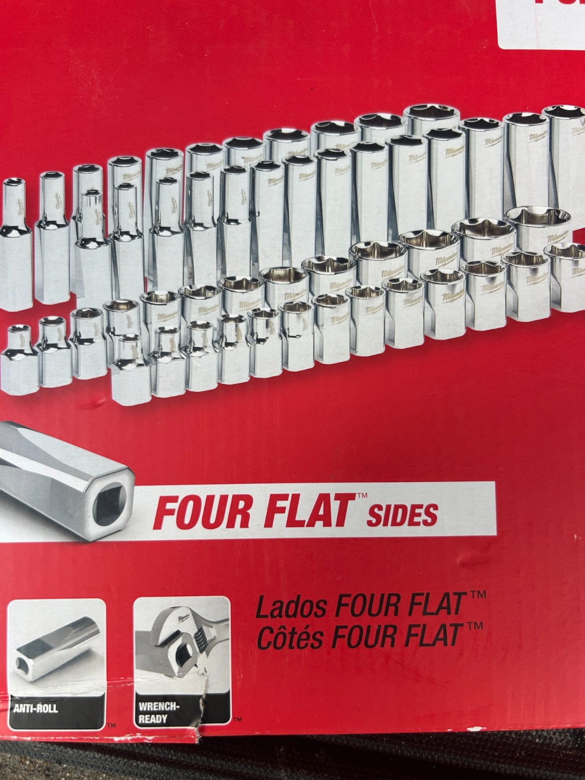 Milwaukee 48-22-9008 56-Piece 3/8 in. Drive Metric + SAE Ratchet and Socket Set