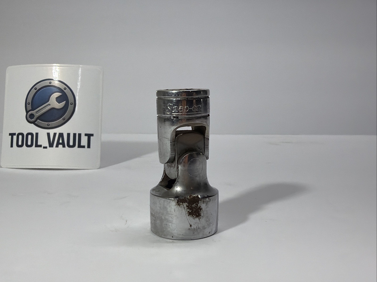 Snap-On FS24 Universal Swivel Shallow SAE 3/4″ Socket 3/8″ Drive 6 Point