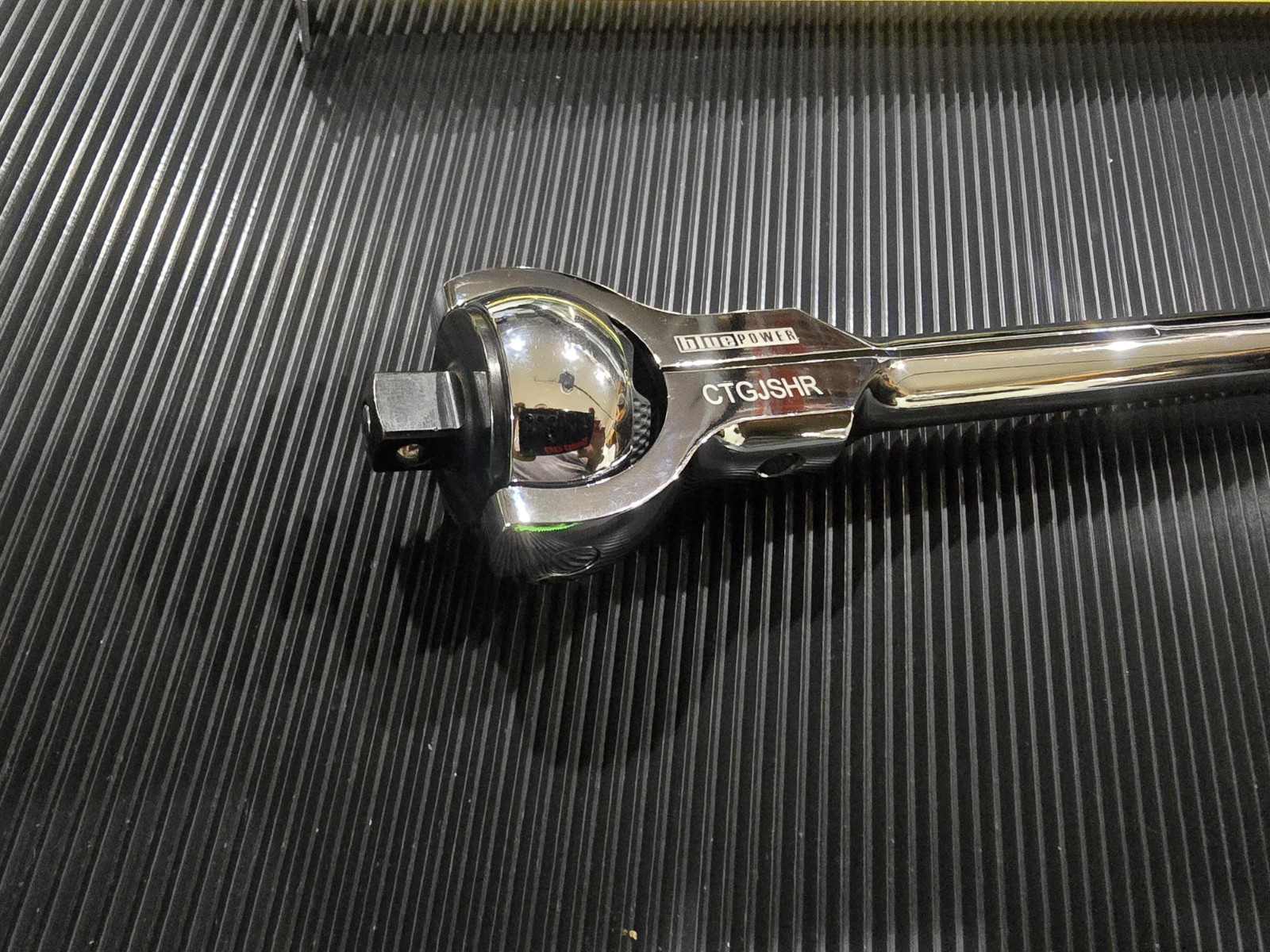 CORNWELL TOOLS 3/8 Drive Swivel Head Ratchet. BRAND NEW! FREE SHIPPING