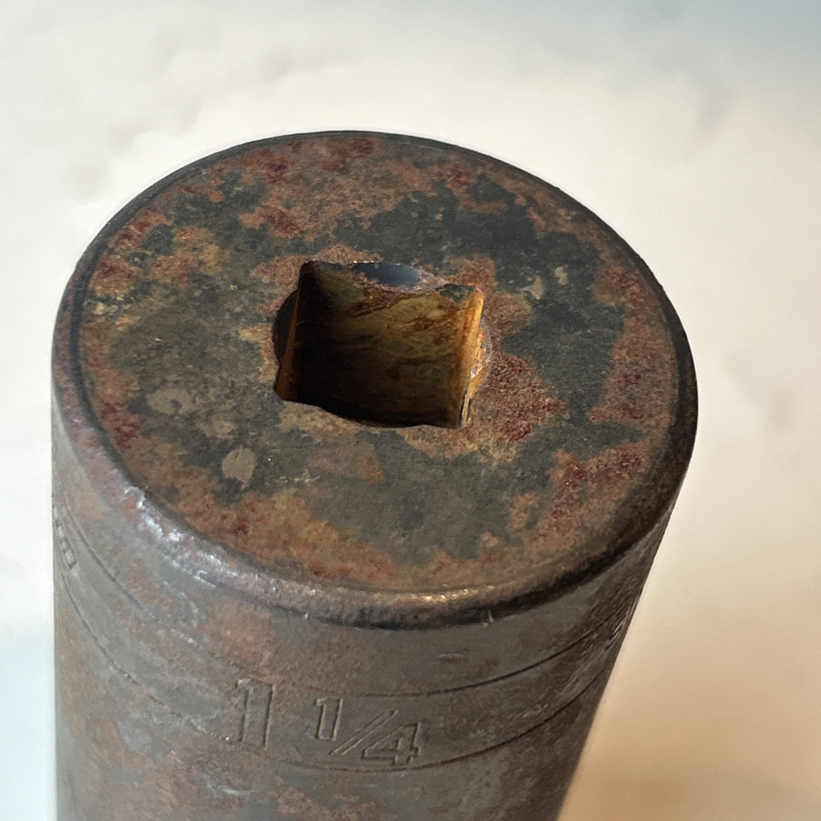 Snap-On 1/2” Drive 6-Point SAE 1-1/4” Flank Drive Deep Impact Socket SIM400