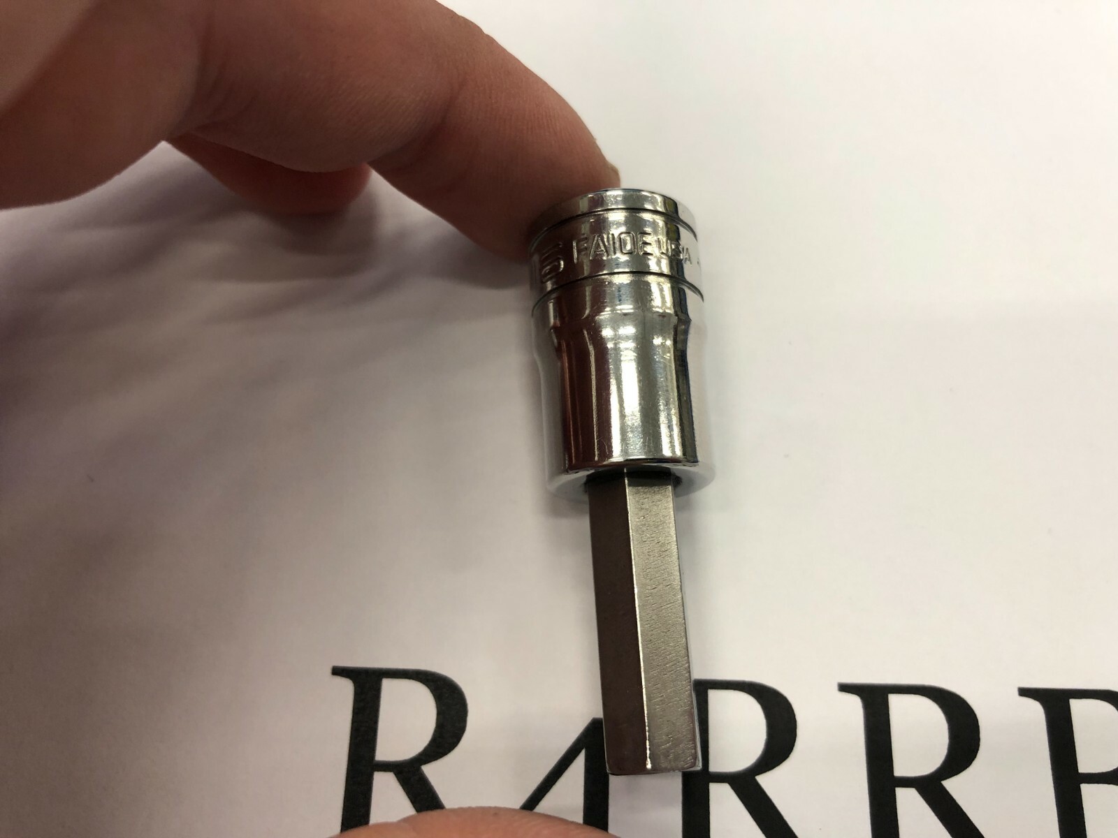 Snap-On Tools USA 2004 3/8″ Drive 5/16″ SAE Hex Bit Chrome Socket Driver FA10E