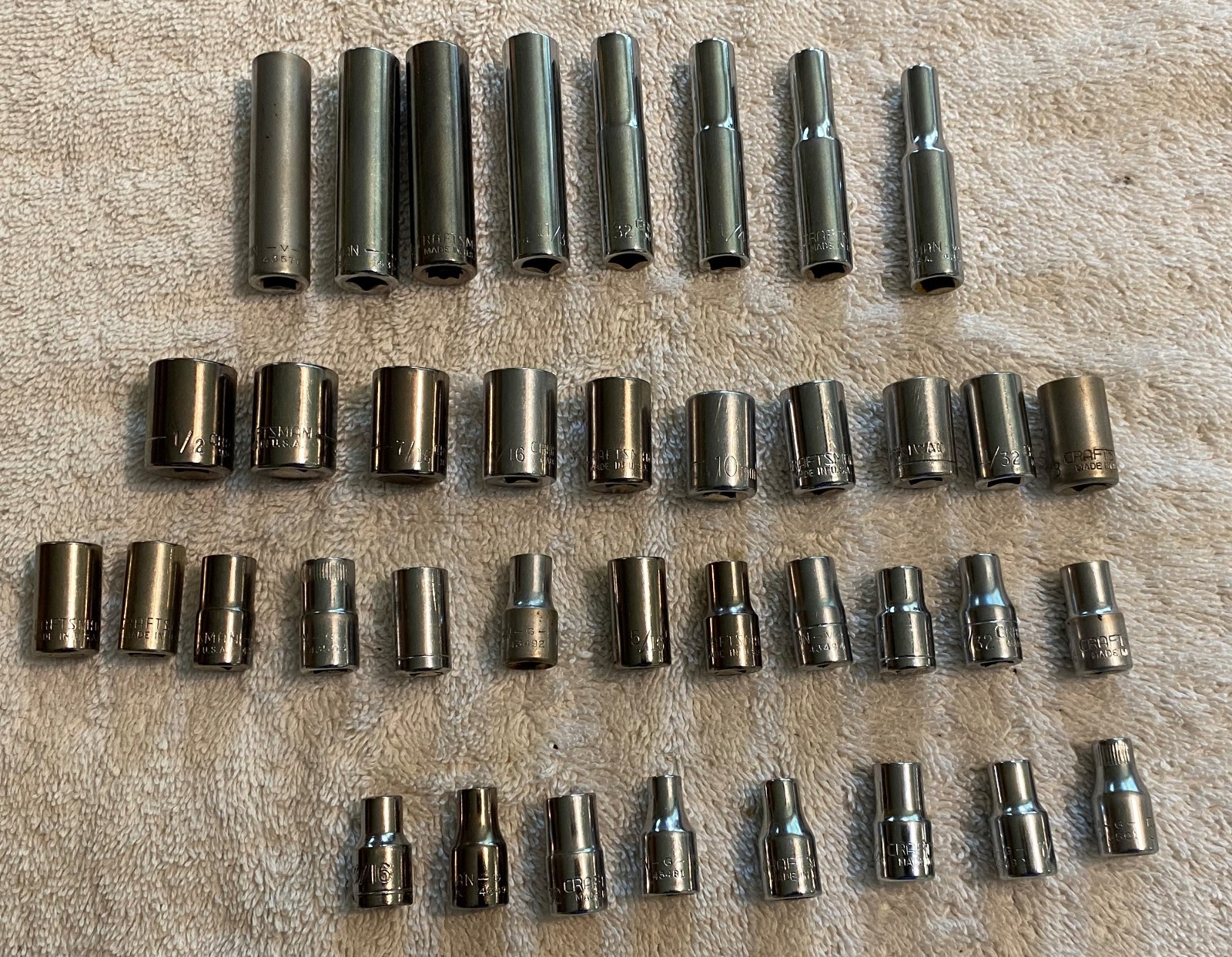 Lot of 38 – Craftsman 1/4″ Drive Assorted SAE & Metric Sockets, Made in USA