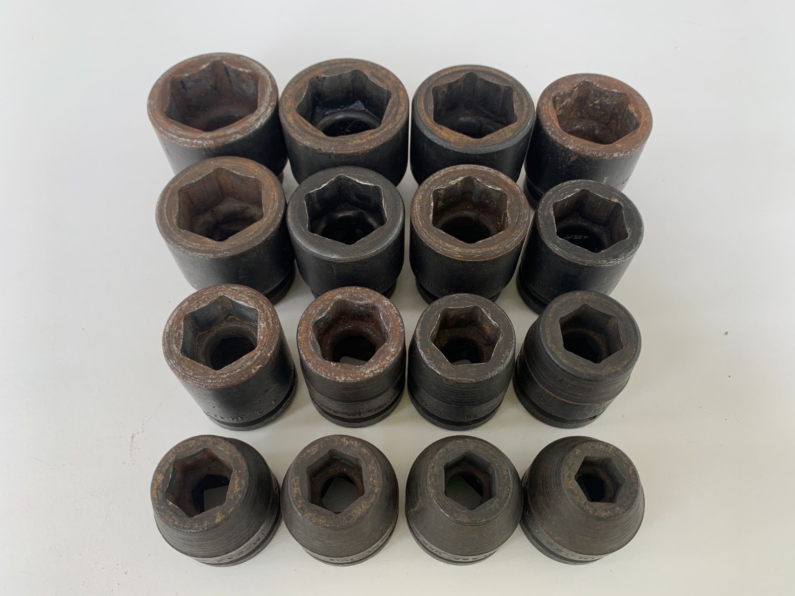 Snap-on 3/4″ Drive 16 Piece SAE 6-Point Shallow Impact Socket Set 9/16 – 1 1/2