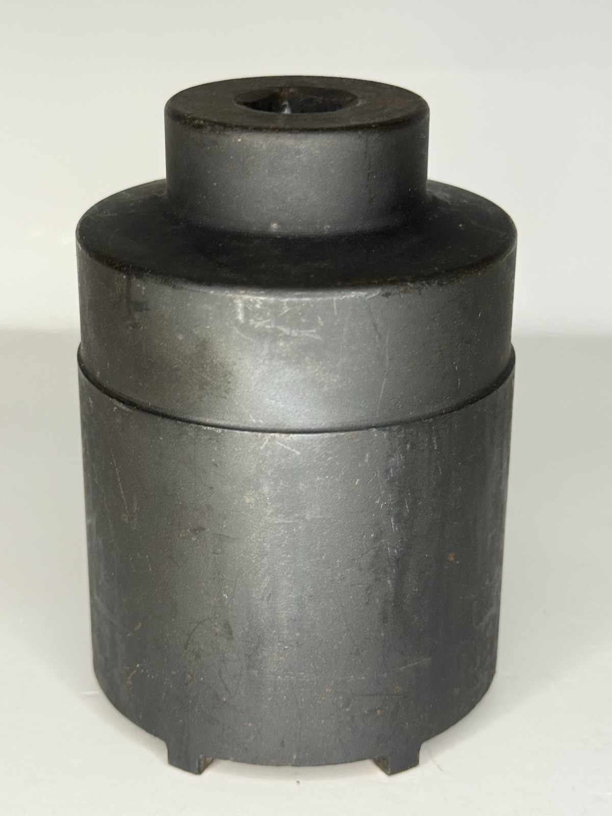 Snap On S6109A 1/2″ Drive 6 Lug Axle Nut Socket For Dana 70 Series Axles