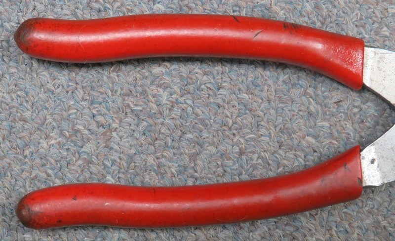 Snap On Tools 8.5″ Long Slip Joint Pliers Red Soft Grip 47CF USA