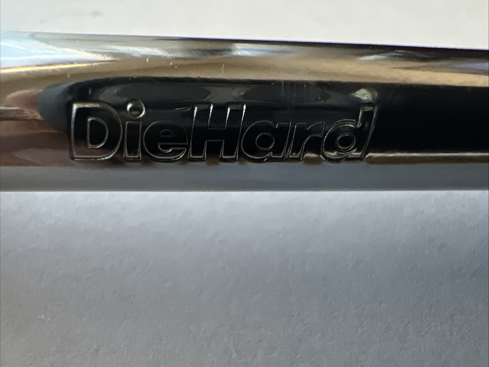DIEHARD TOOLS 9″ Ratchet 1/2″ Drive Socket, EZ Socket release, Chromed