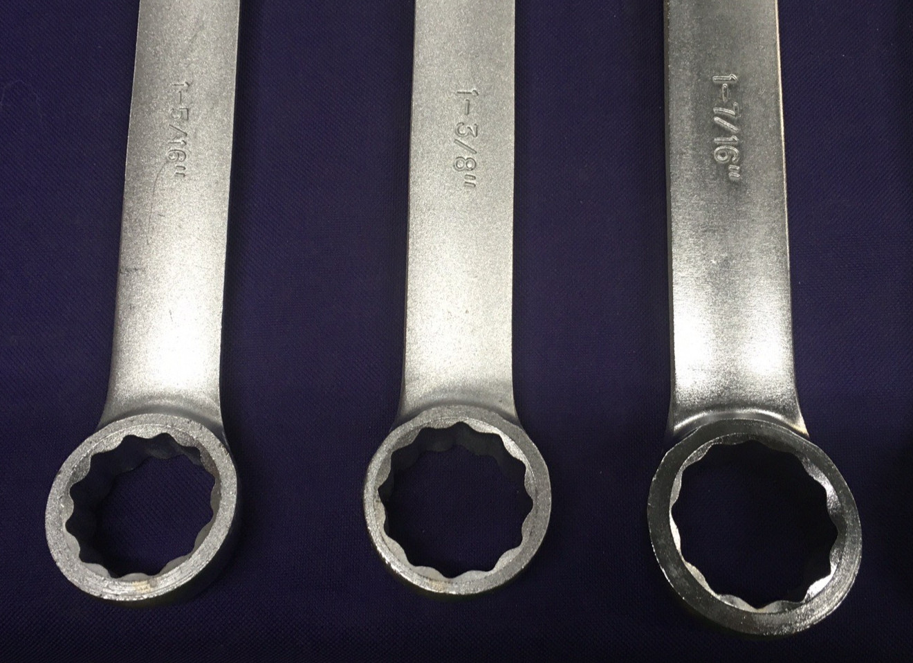 Westward 54DG02 Ratcheting Wrenches Set of 10 20″-26″ w/ Canvas Storage Bag