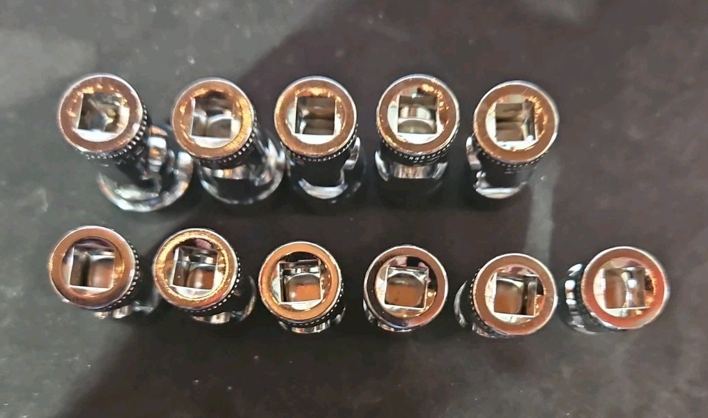 Icon S1UM11 1/4″ Drive Metric Chrome Universal Swivel 11pc Socket Set with Tray