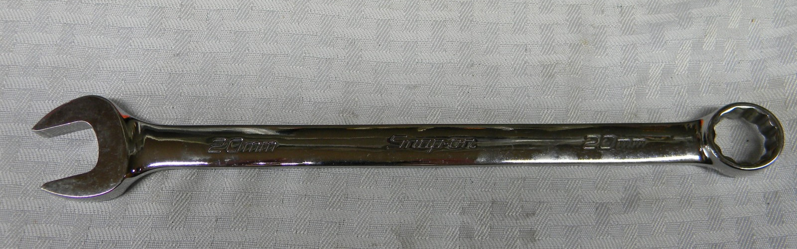 SNAP-ON 20MM METRIC 12PT COMBINATION WRENCH #OEXM200B MADE IN THE USA