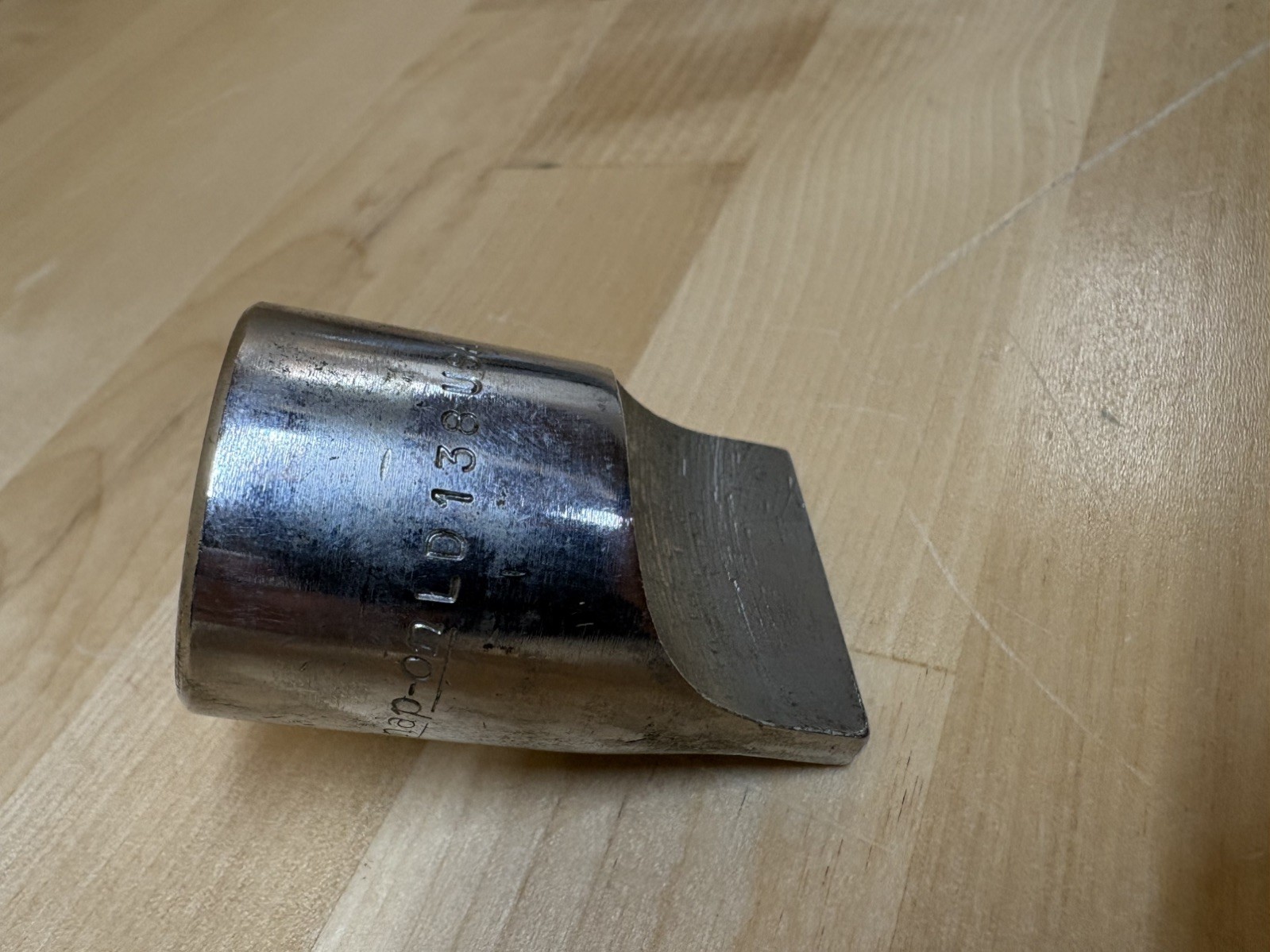 Snap On LD138 – 3/4″ Drive 1-3/8″ Wide Blade Chrome Drag Link Socket