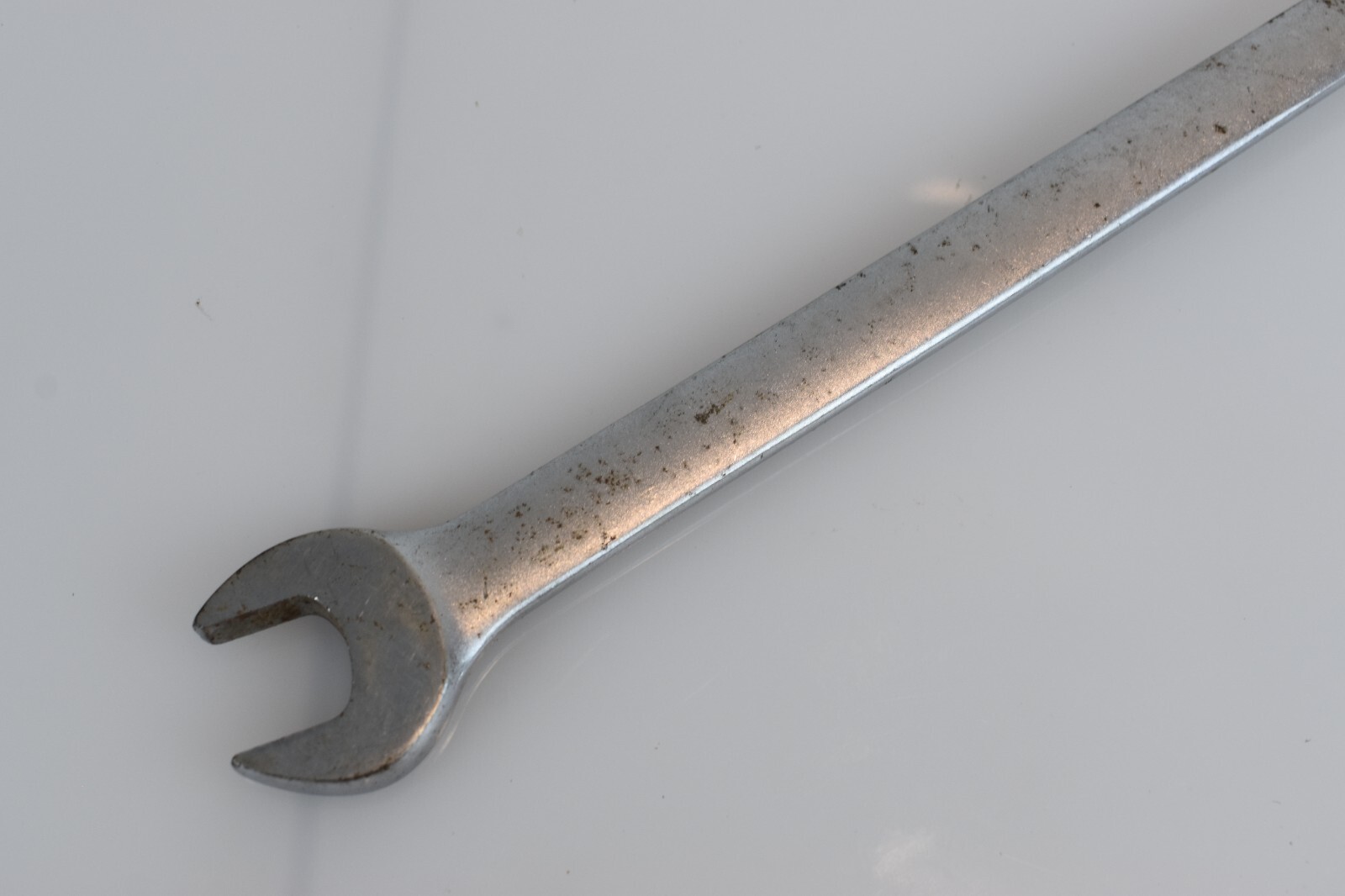 Blue Point Tools BLPCW1116 11/16″ SAE Combination Wrench 12 Point Brushed Chrome
