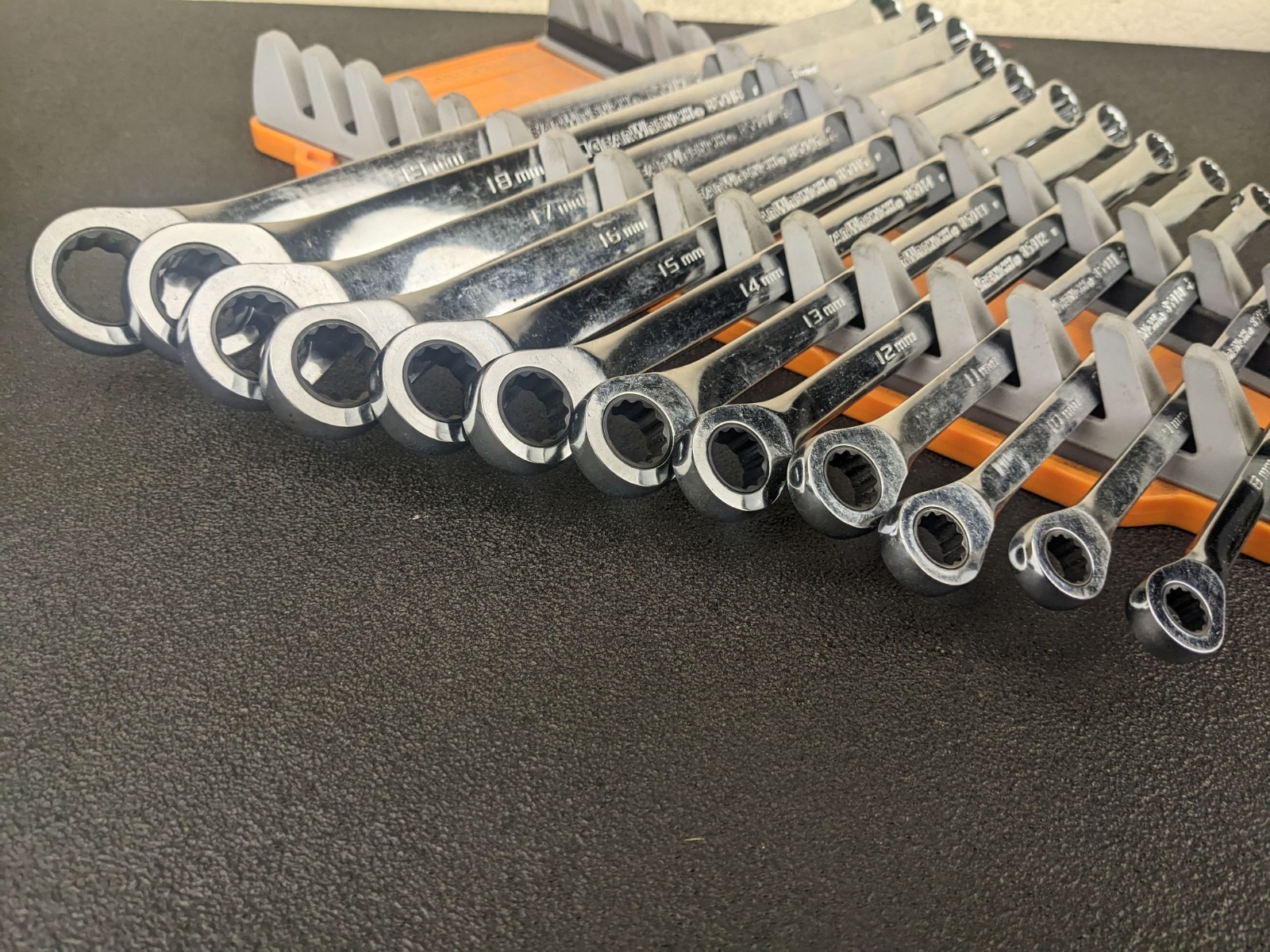 #bm676 Gearwrench 85988 12 Piece Metric XL 0º Ratcheting Double Box Wrench Set