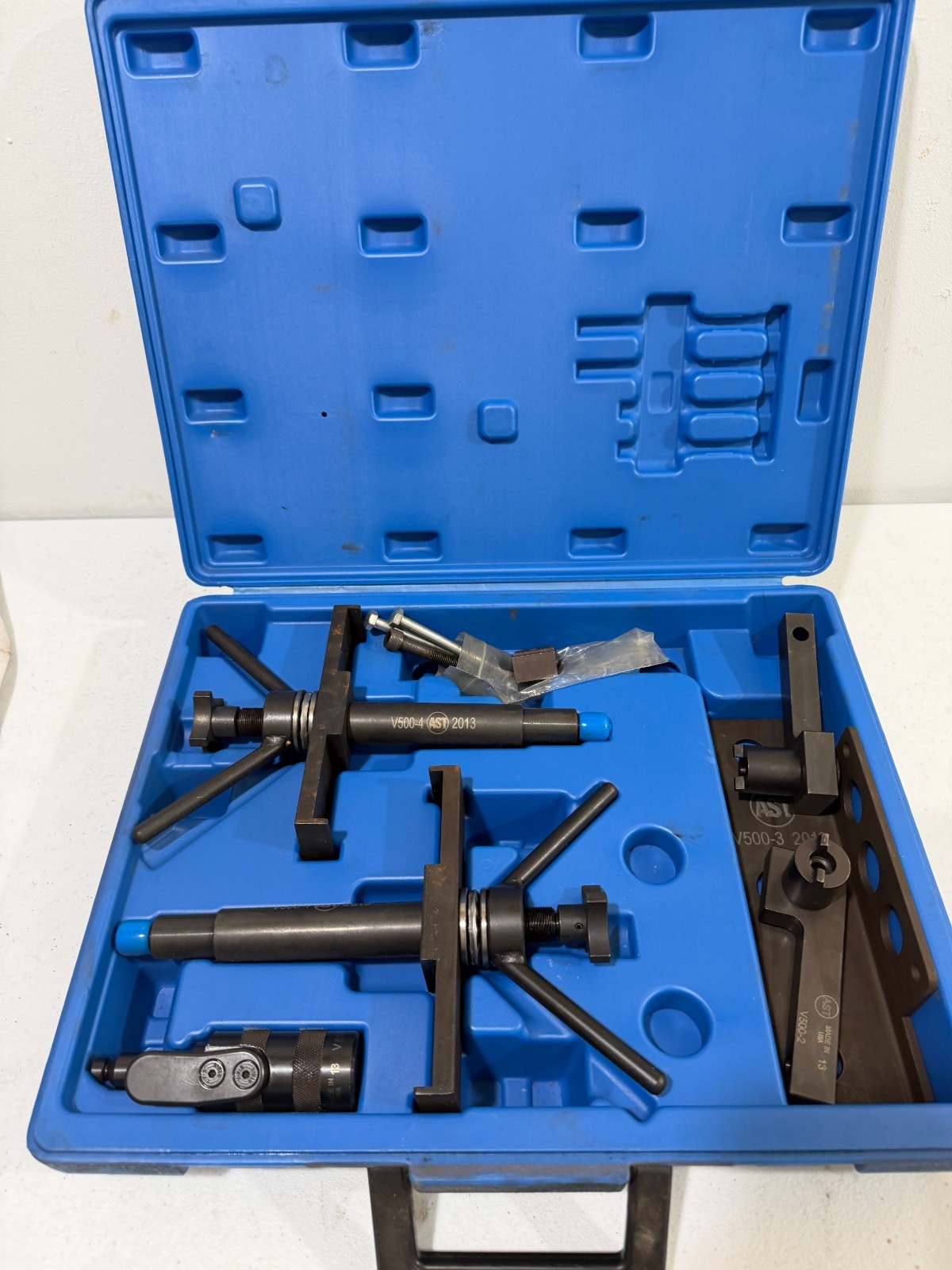 Assenmacher AST V500 Volvo camshaft crankshaft alignment tool 6E