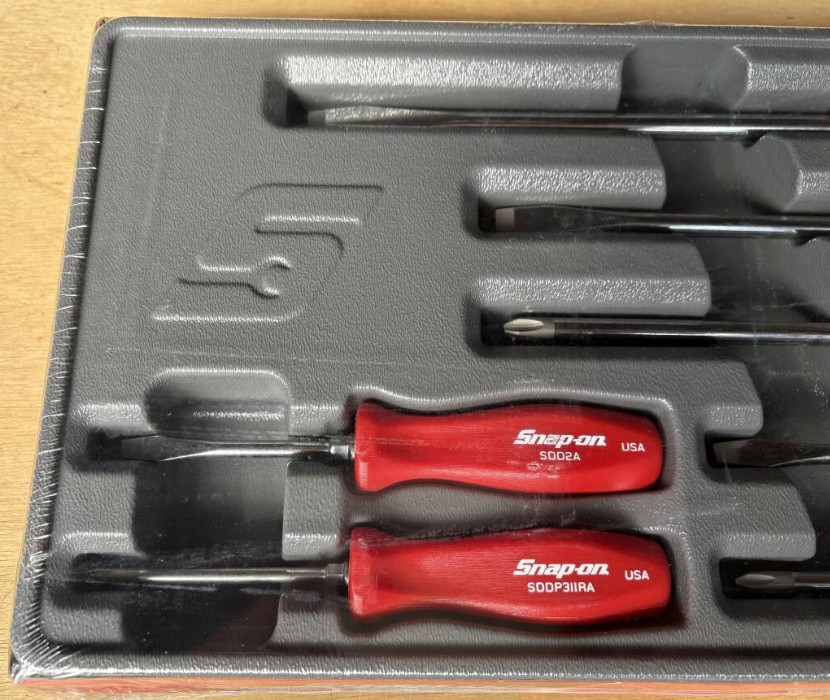 Snap-On SDDX70AR 7 Piece Combination Screwdriver Set Unused In Storage