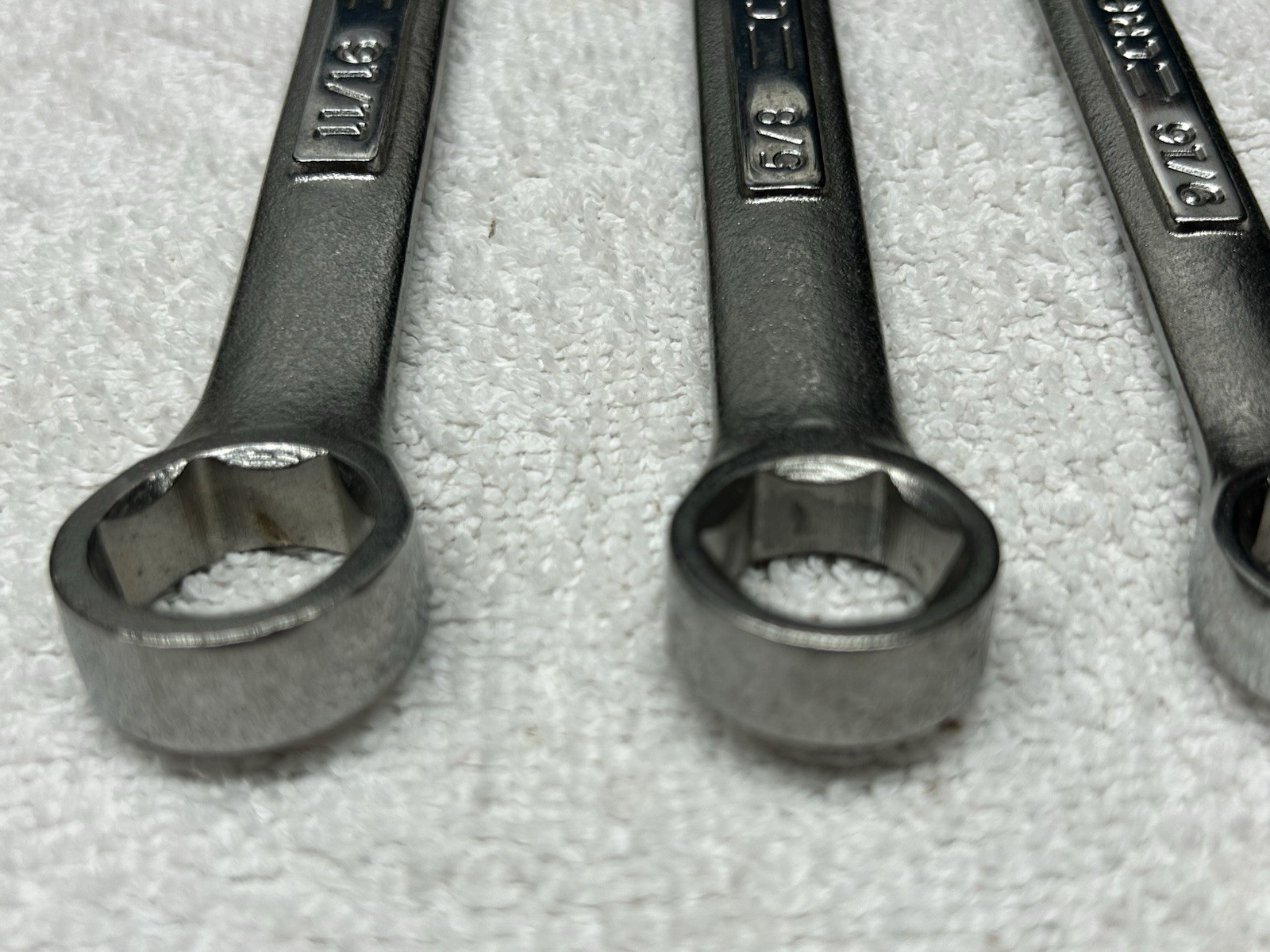 9 pc Craftsman Combination Wrench Set 1/4 5/16 11/32 3/8 7/16 1/2 9/16 5/8 11/16