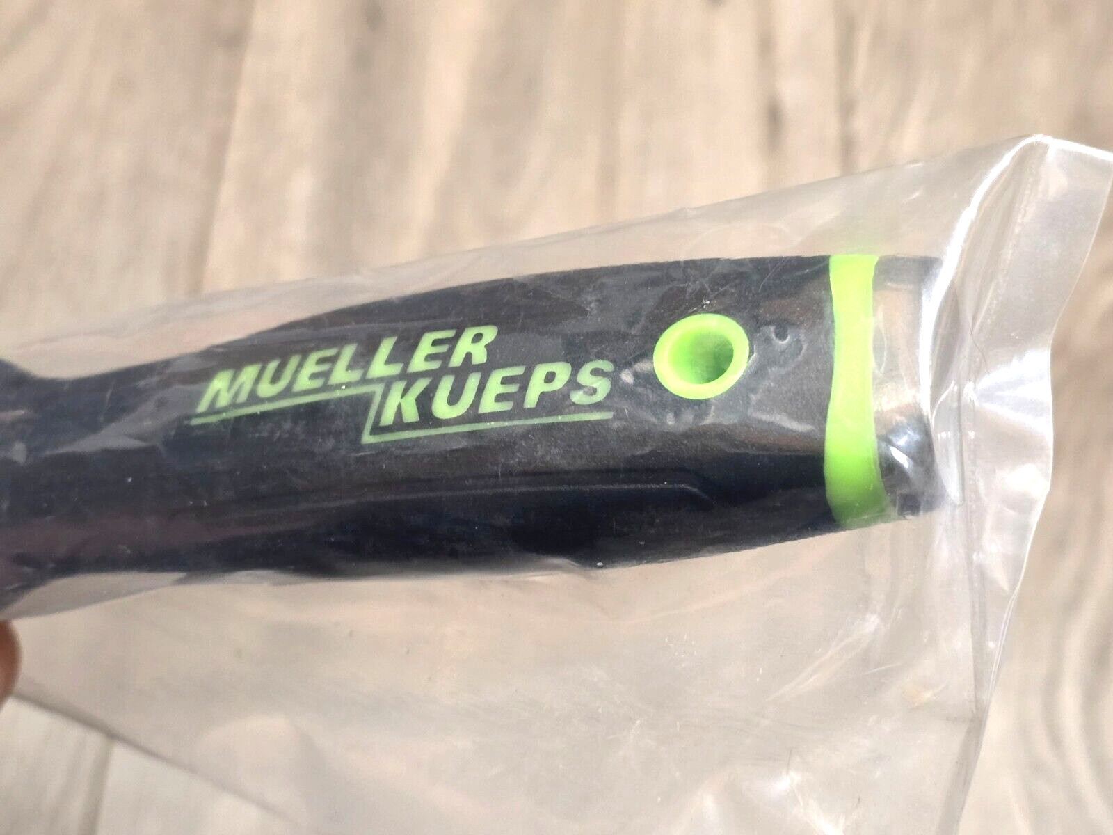 Mueller Kueps 12″ Quick Lock Razor Blade Scraper Set with Ergo Handle #268430