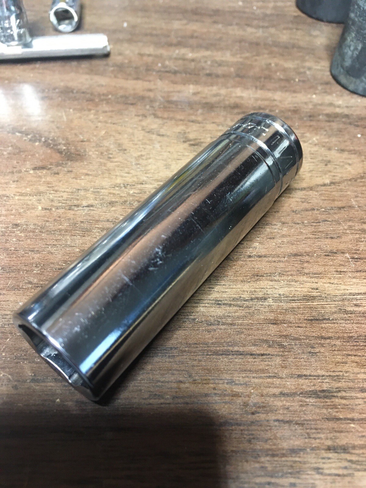 Snap-on Tools TS221 1/2″ Drive 11/16″ SAE Deep 6 Point Socket USA