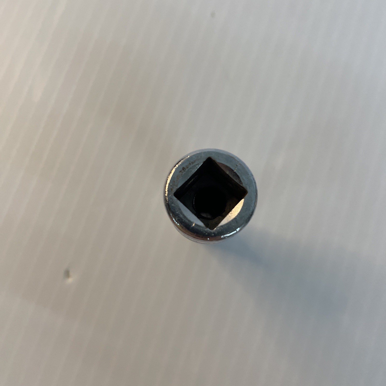 Snap On 3/8″ Drive 1/4″ 6PT SAE Deep Chrome Socket SFS081 – Pre Owned