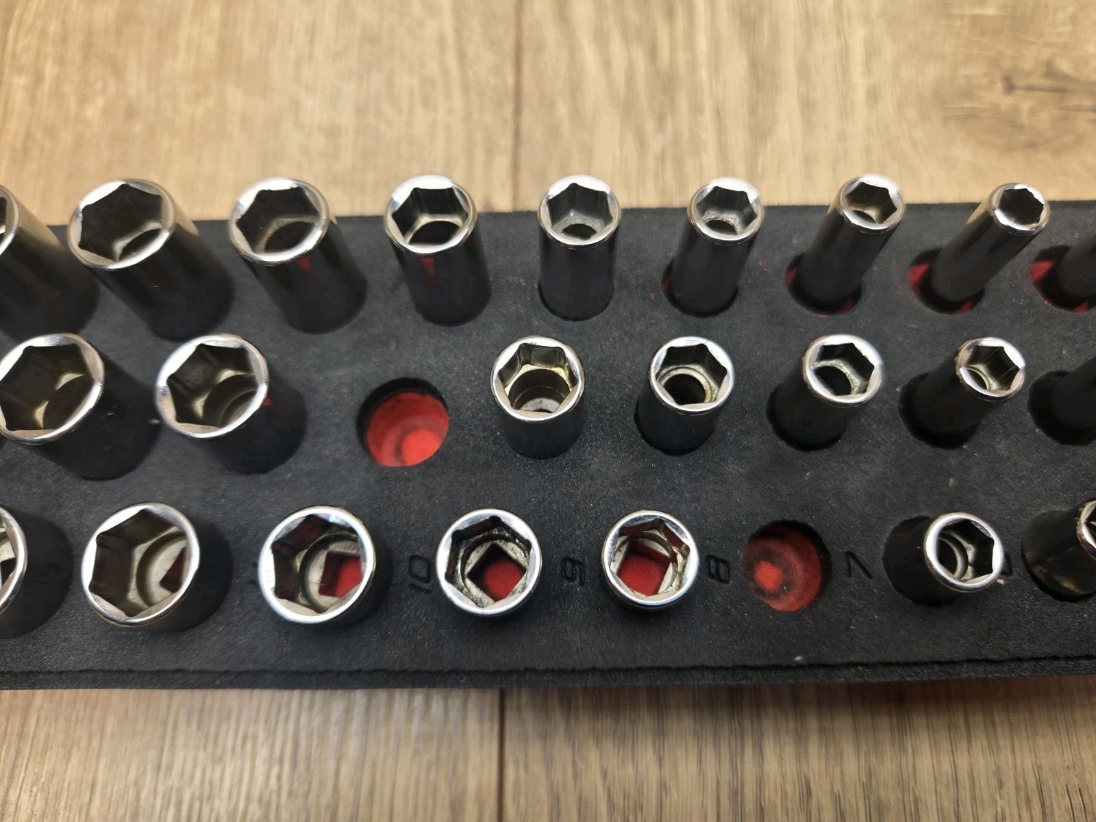 Snap-On Tools 142STMMSYFR1 42pc 1/4″ Drive 6-Point Metric Socket Set, MISSING 2