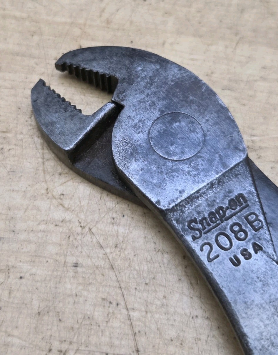 Vintage Snap On 208B – 8″ Long Angle Nose Battery Terminal Pliers