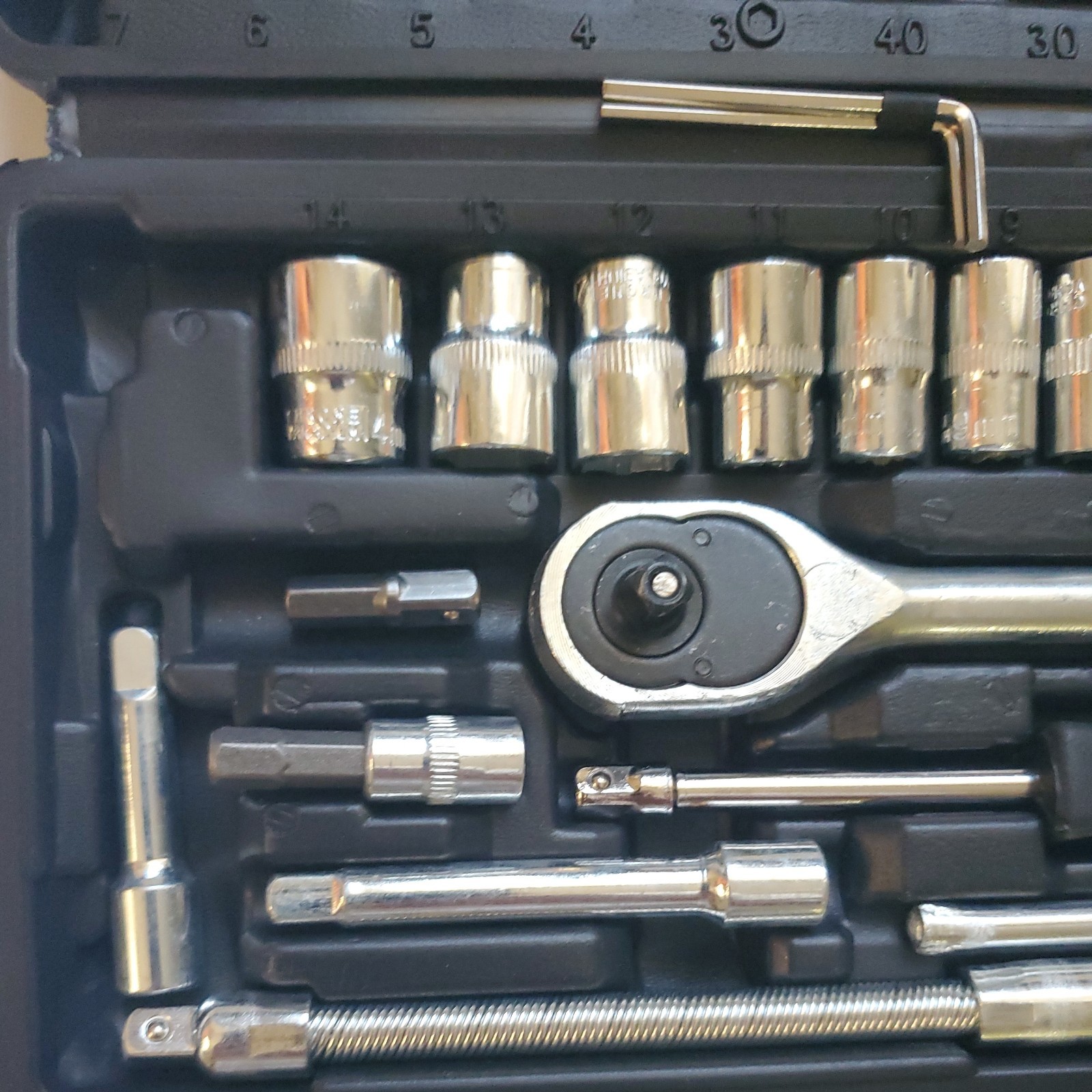 small set of tools. perfect. for motorbike or bicycle …