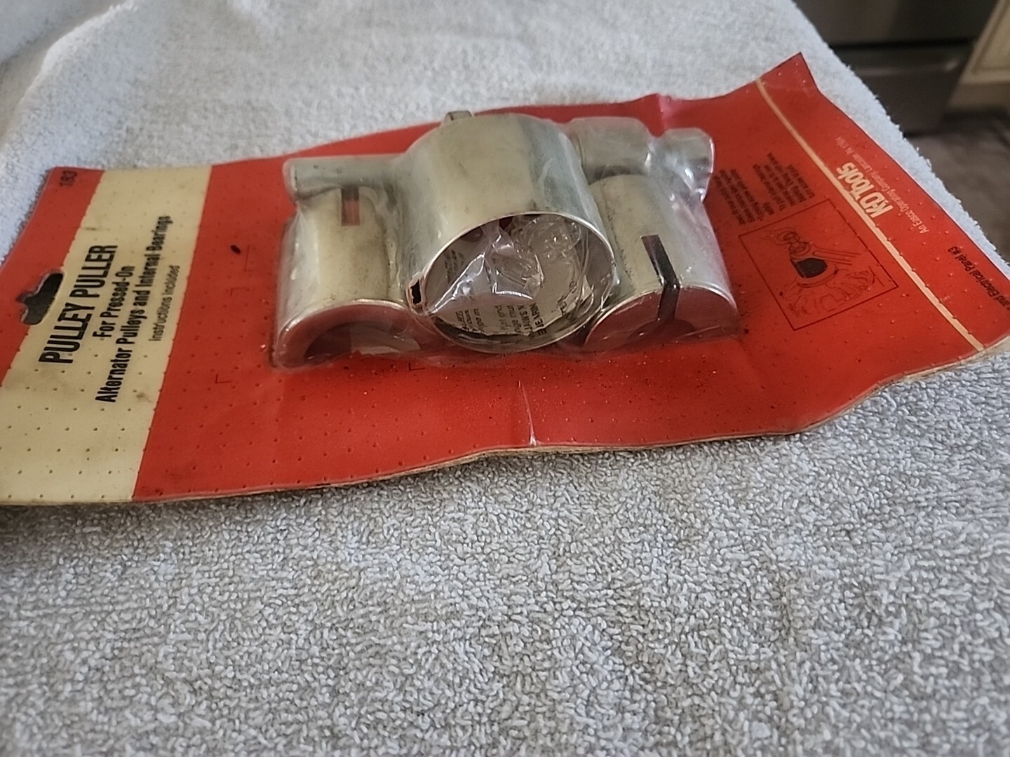 KD 183 pulley puller For Pressed On Alternator Pulleys And Internal Bearings