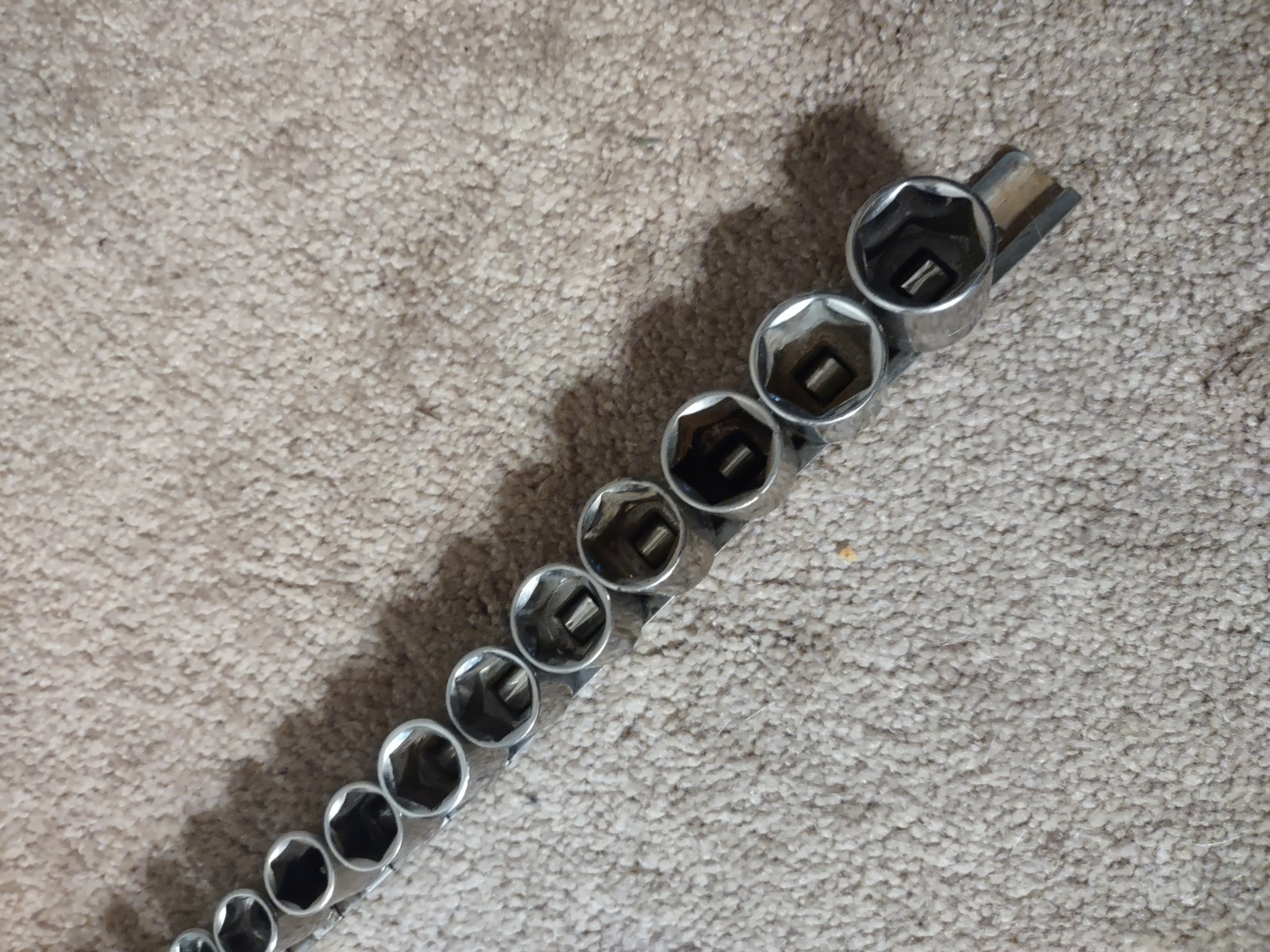 6-21mm CRAFTSMAN 16 Piece 3/8″ Drive 6 point METRIC Shallow Socket Set – Read