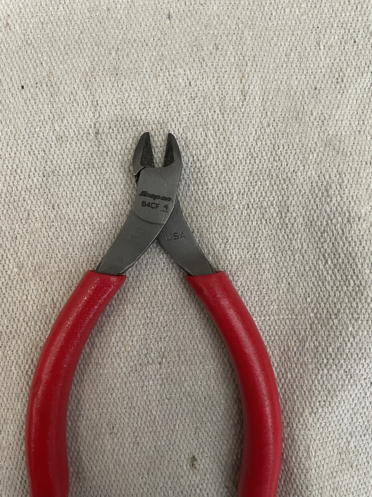 Snap-on Tools USA RED Soft Grip 4″ Diagonal Cutter Pliers 84CF