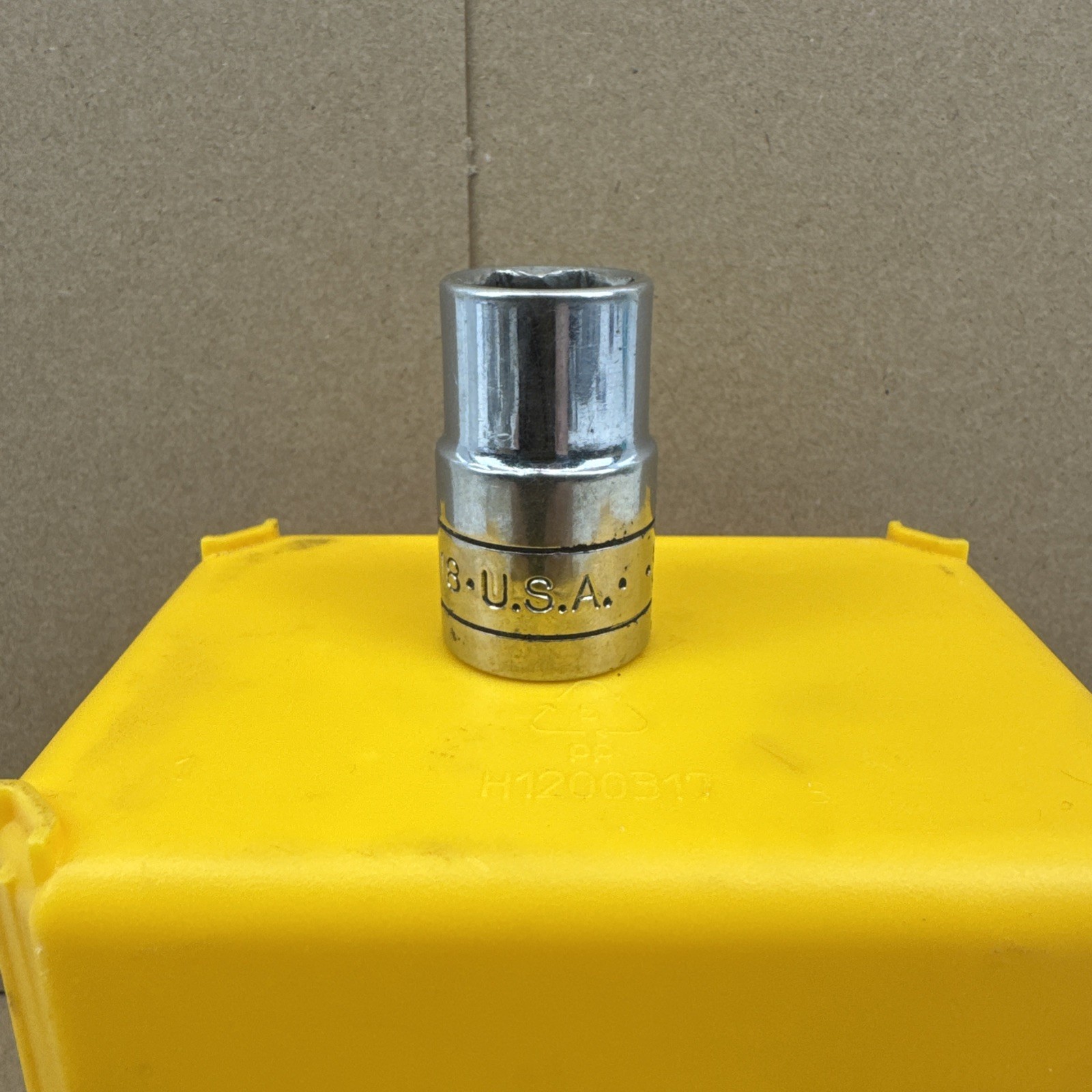 S-K 40118 9/16 6pt Socket 1/2″ Drive Made in USA
