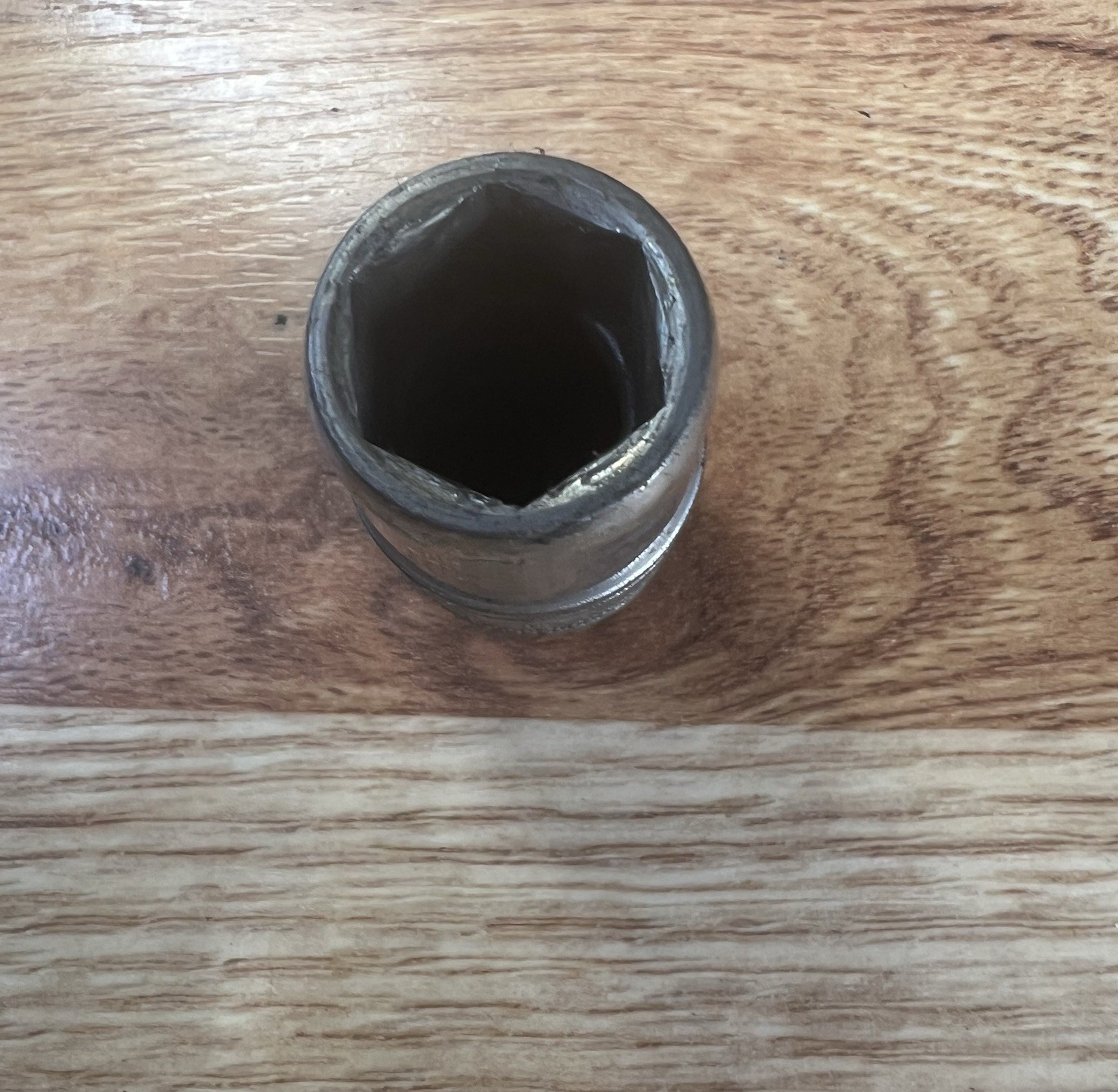 SK Hand Tools 40118 1/2″ Dr. 9/16″ 6pt Standard Fractional Chrome Socket
