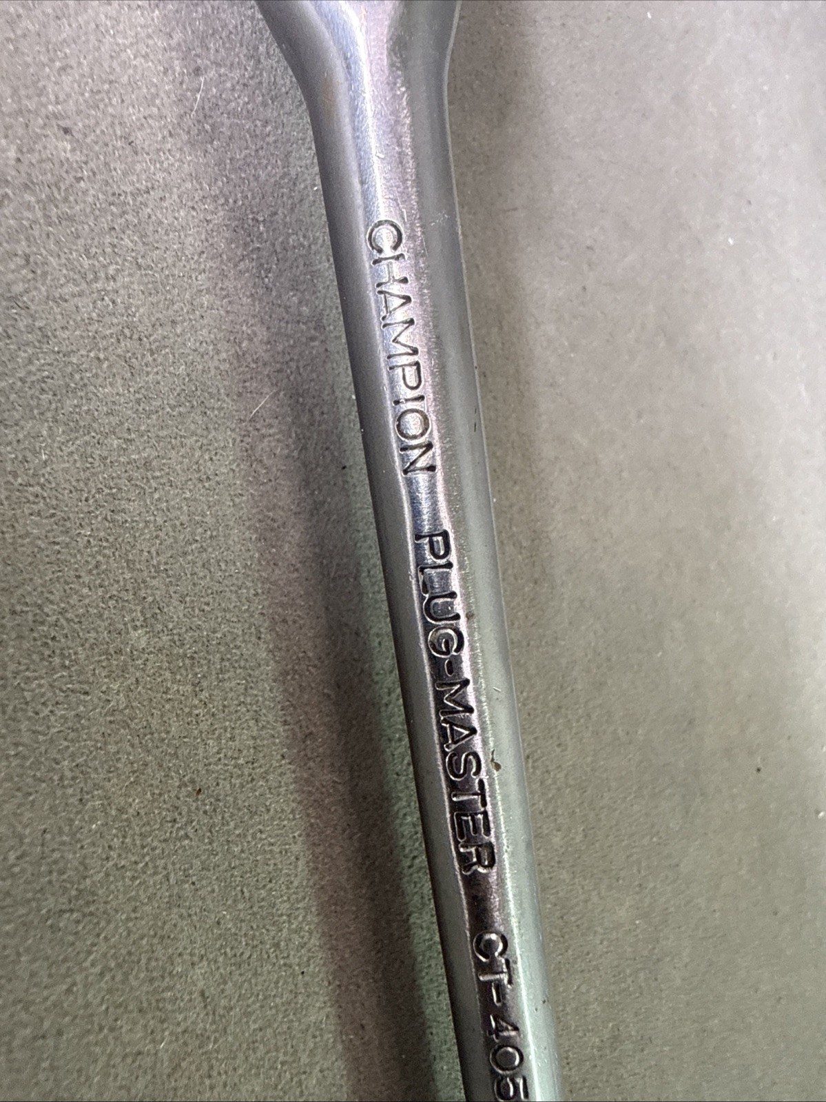 Vintage Champion Plug-Master Swivel Head Flex-Head Ratchet CT-405 3/8″Drive