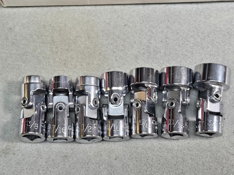 Craftsman 3/8″ Drive SAE Swivel Flex Socket Set, 6pt – 7 pcs (3/8 – 3/4) NOS