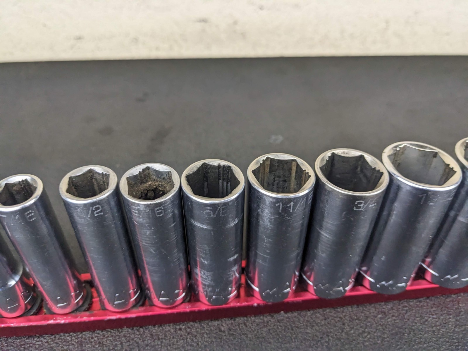 #bo811 Mac Tools SXD126RBRT 12pc 3/8″ Drive Deep SAE RBRT Socket Set 1/4″-15/16″