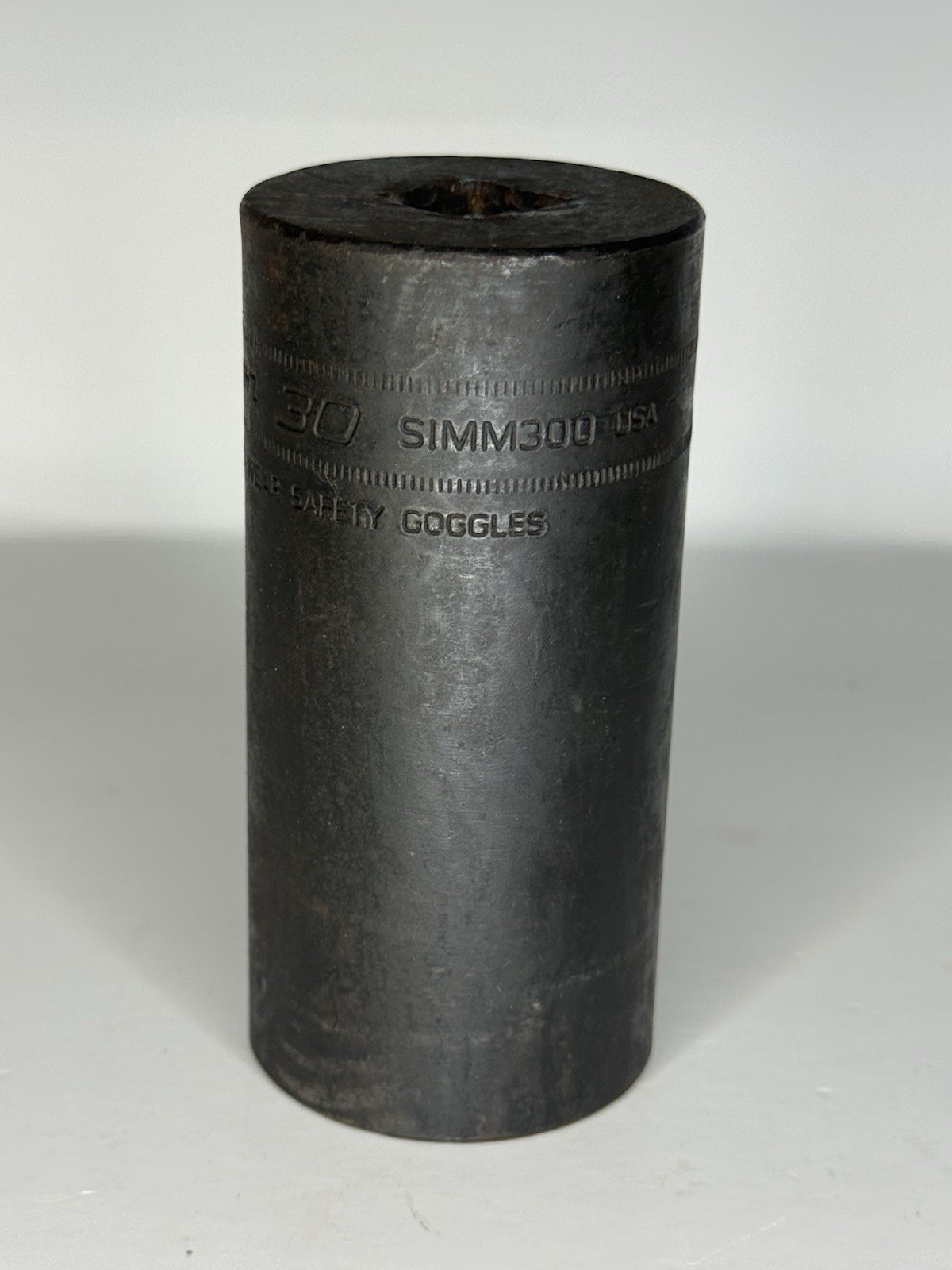 Snap On SIMM300 1/2″ drive 30mm deep 6-point impact socket