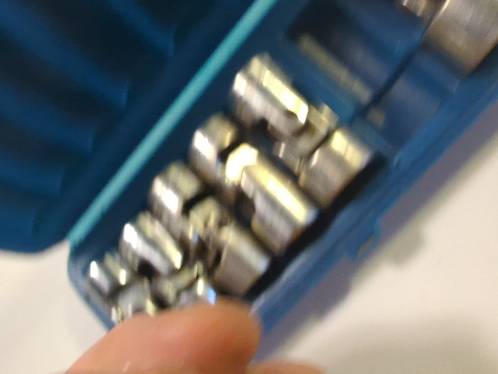 3/8″ Drive 7Pc 3/8-3/4. Mix Branded Universal Flex Socket Set Asst 6 &12 Pt
