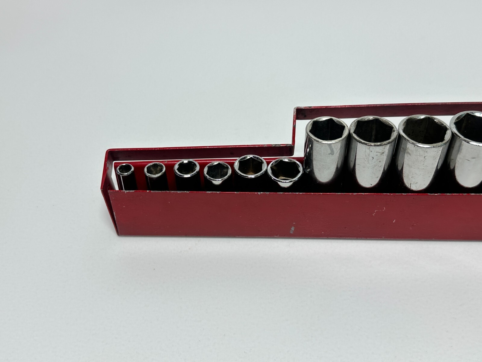 Matco Tools USA 13pc SAE 1/4″ to 1″ Deep Chrome Socket Set – 3/8″ Drive, 6 Point