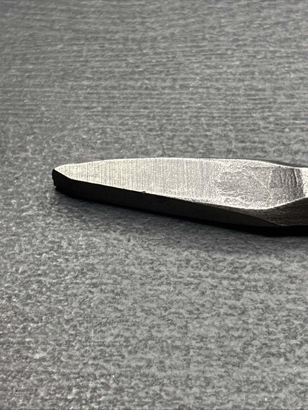 Mac Tools FCC8SS 1/4″ x 5″ Gouge Point Chisel USA