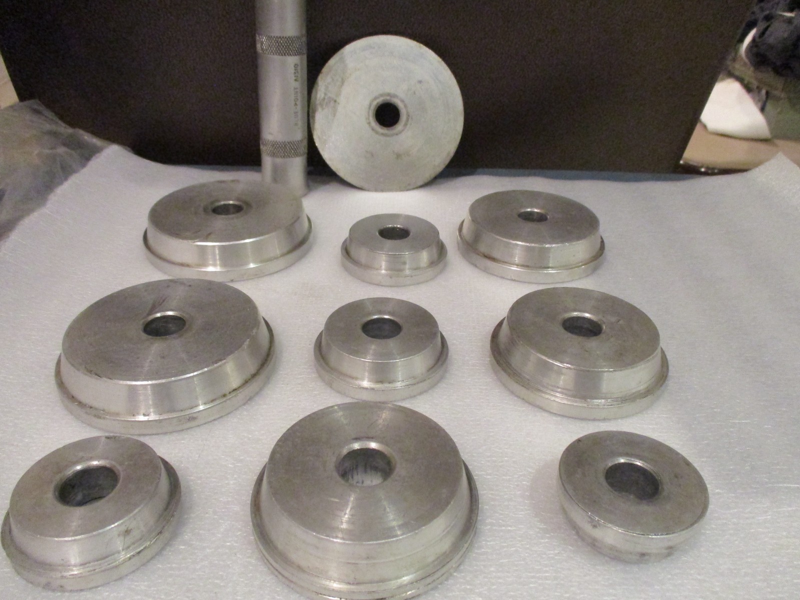 BLUE POINT BEARING RACE & SEAL DRIVER ( 11 PIECES INCL. THE SHAFT)