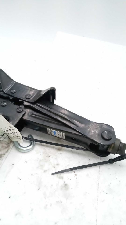 IS250 2006 Tools 590512