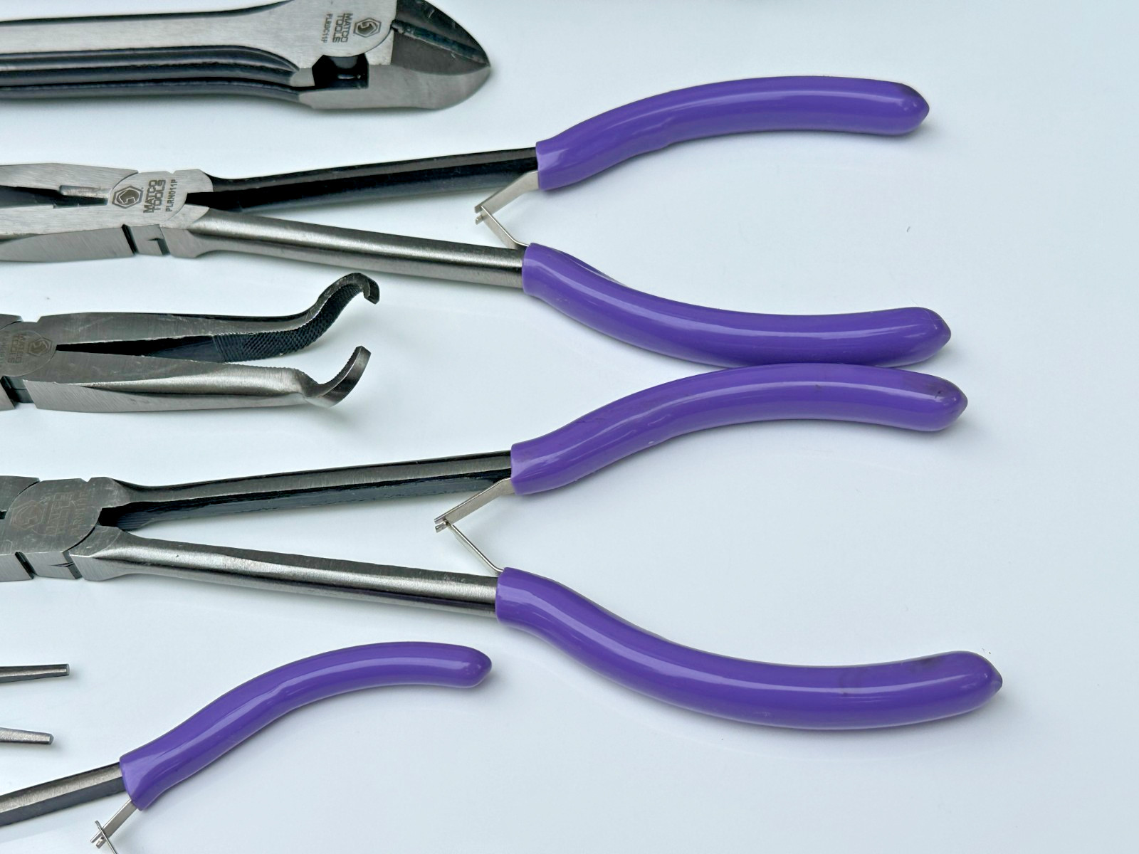 Matco Tools 8pc SPLR8P PURPLE Long Reach & Mini Pliers Set w/ Duffle Bag (NOS)