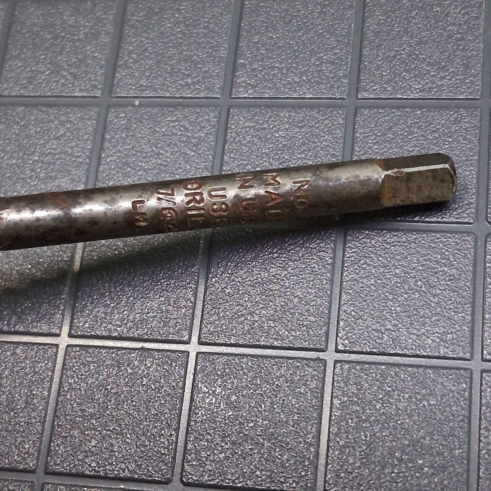 Vintage Dayton #2 Spiral Fluted Twist 3/16″ Bolt Screw Extractor Bit