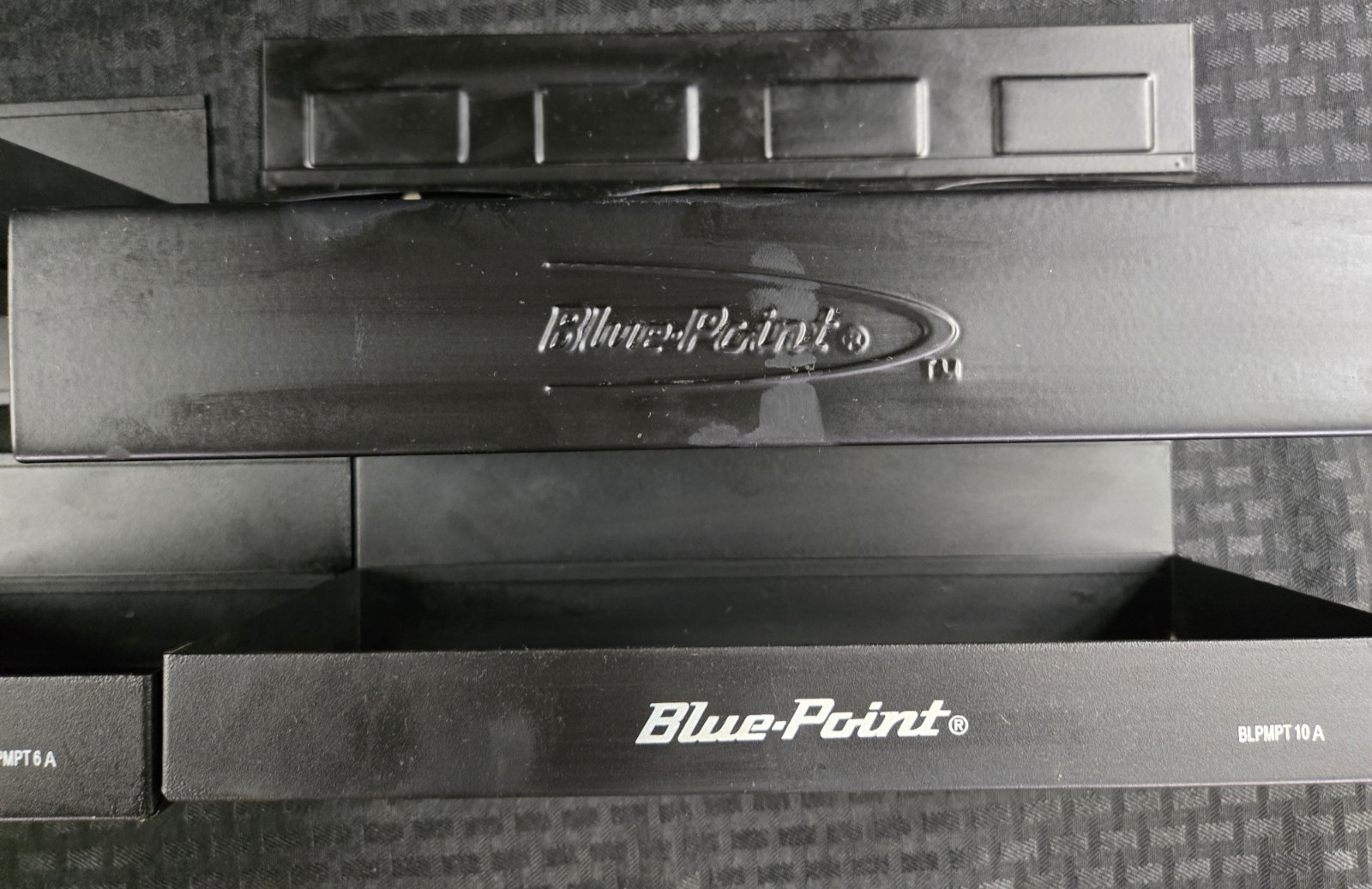 Set Of 4 Blue Point New Magnetic Trays #BLPMPT12A, 10A, 6A, + BLP3CANHLDRA-USED
