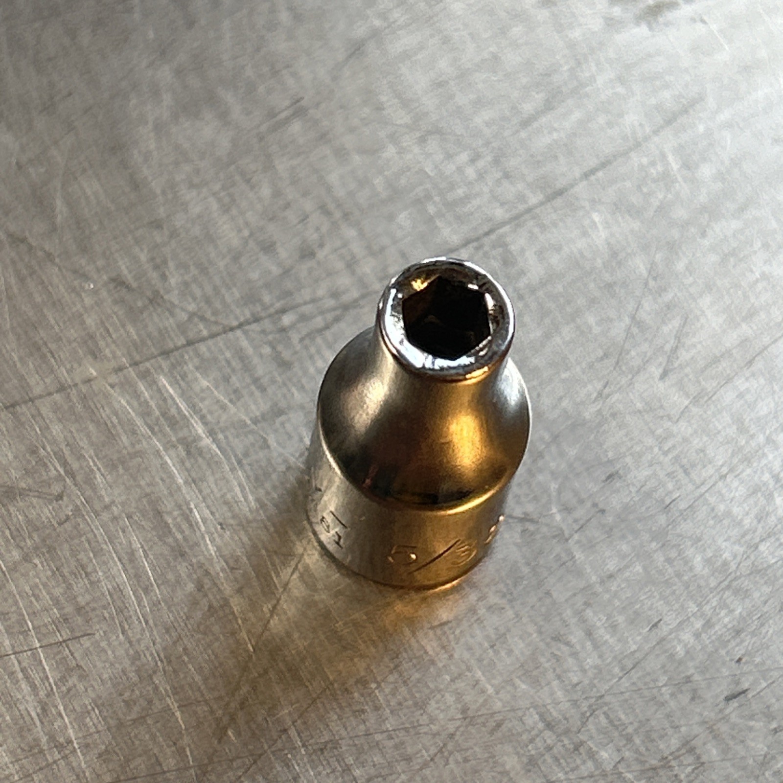 Vintage Craftsman USA 5/32″ 6 Point 1/4″ Drive Shallow Socket 43481 -V- Series