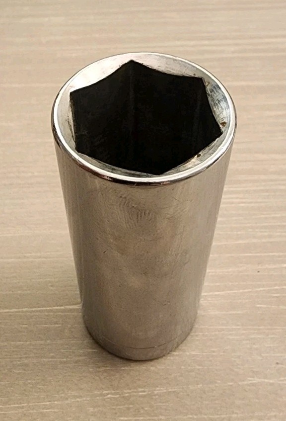 Craftsman USA 1″ Deep Well Socket 6 Point 1/2″ Drive V 47591