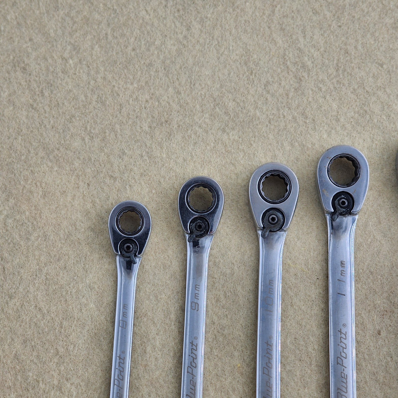 Blue-Point 12 Pc Metric Reversible Ratcheting Combination Wrench Set 8mm-19mm Sn