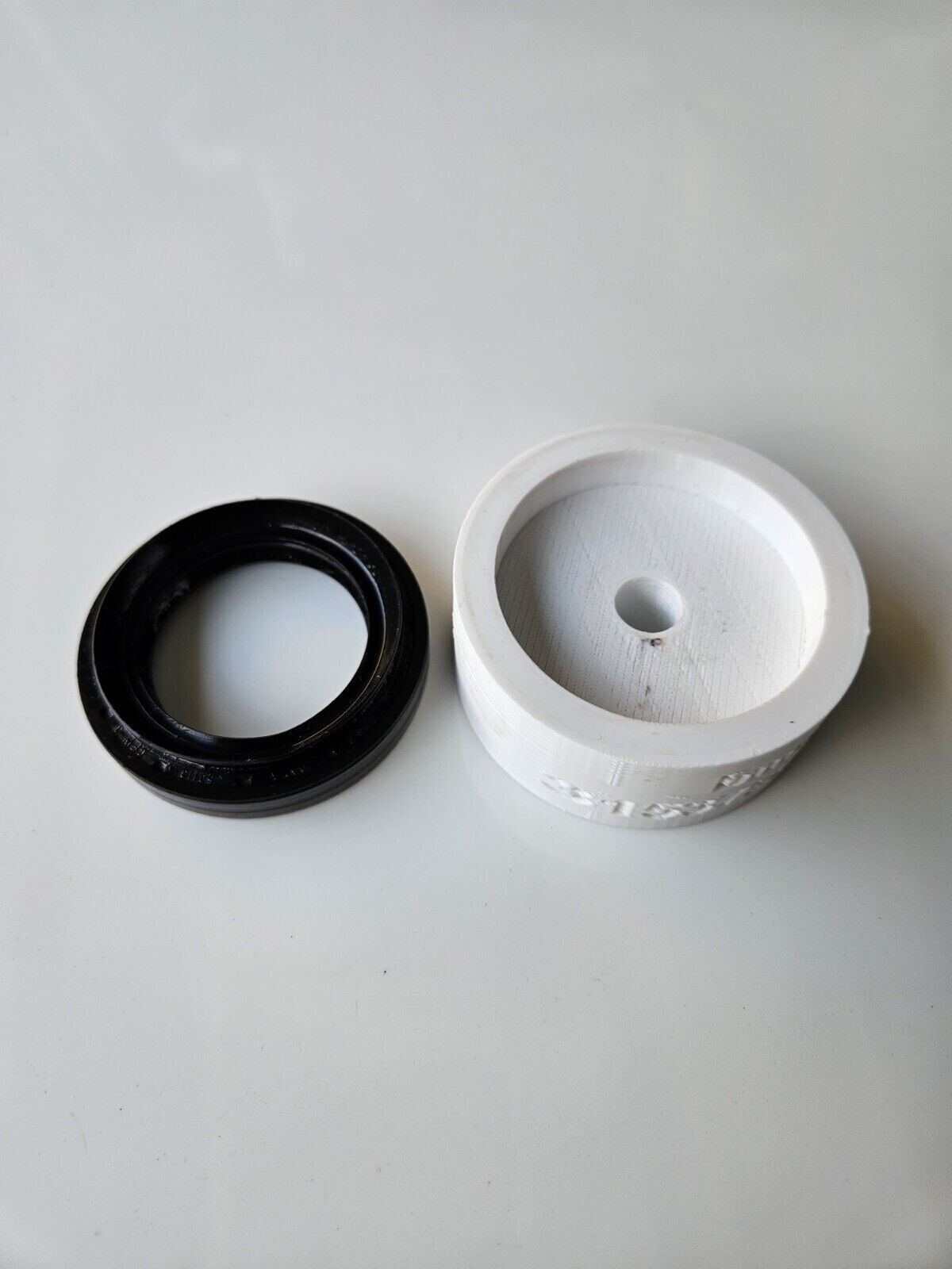 BMW XI Axle Seal Driver 31537500180 (seal not included)