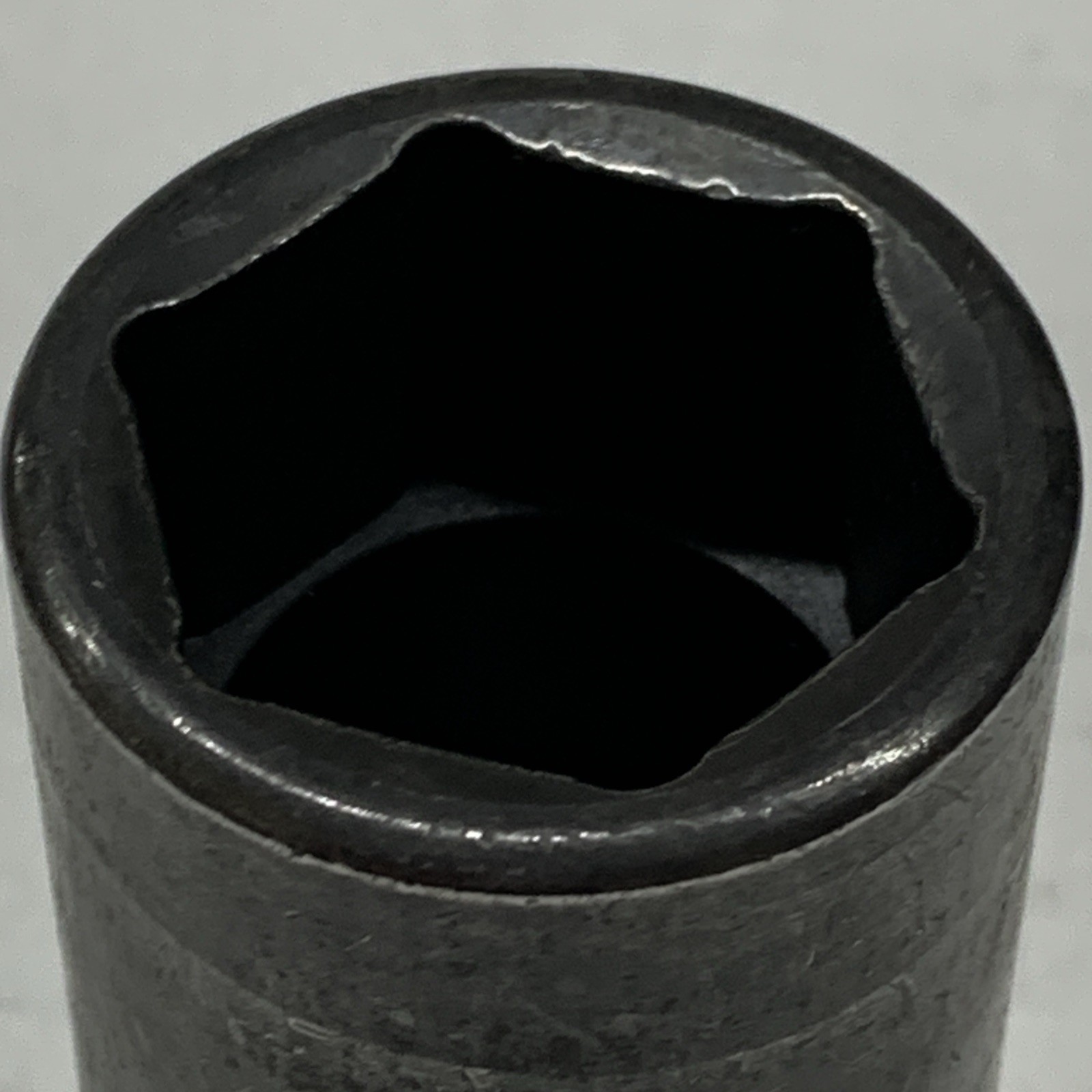 Snap On Tools USA SIMM290 29mm 1/2″ Drive 6Pt Flank Drive Deep Impact Socket NEW