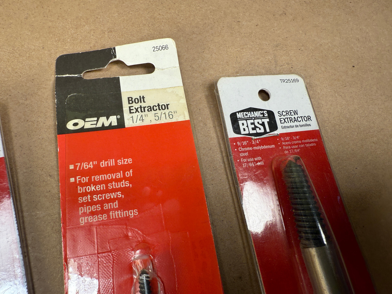 Lot of 4 OEM Bolt Extractors, 1/4″ to 5/16″ & 9/16″ to 3/4 TR25066 TR25169