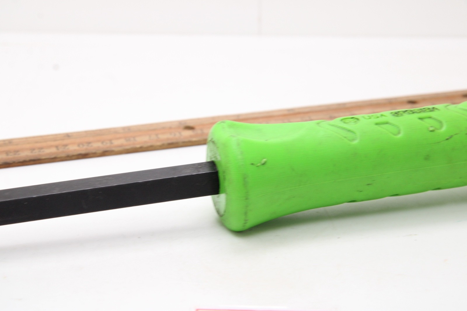 Snap On SPBS12A 12-3/4″ Long Green Striking Handle Prybar USA
